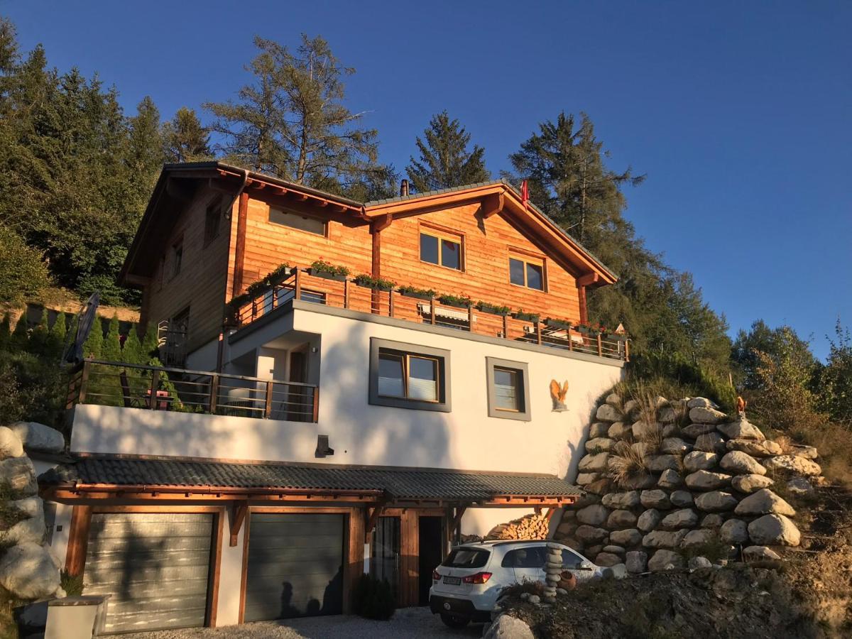 Ferienwohnung Chalet Aigle Crans-Montana Exterior foto