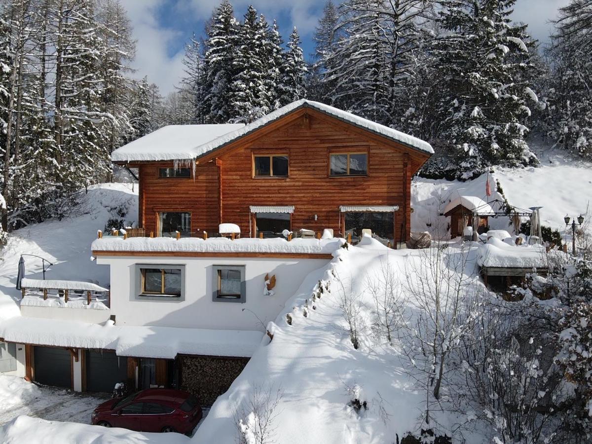 Ferienwohnung Chalet Aigle Crans-Montana Exterior foto